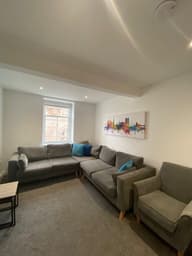 Castle Street, Flat 4, Central