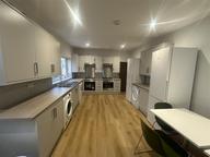 Wilton Avenue, The Polygon