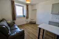 Charlotte Street, 3F/L, City Centre