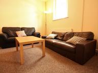 Kings Avenue, Hyde Park