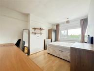 Larchwood Drive, Egham