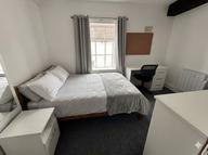 Ivy Lane, King's Mile