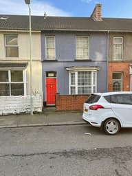 Terrace Road Uplands, Uplands