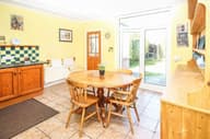 Fernside Road, Winton