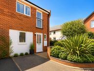 Brampton Court, Clover Hill