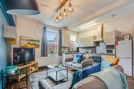 North Lane, Headingley