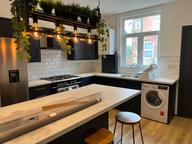 Ashville Grove, Hyde Park