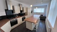 Eaton Crescent, Uplands