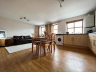 Cadogan Court, Cathays