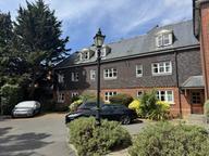 Albany Place Egham, Egham