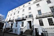 26 Clarendon Square, Town Centre