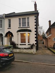 St Marys Crescent, Town Centre