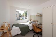 16 Alderley Road, Southdown