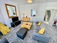 Gwydr Crescent, Uplands, Uplands