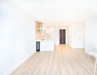 12 Quay Walk, Brent Cross