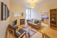 St Patrick Square, Flat 4, Newington