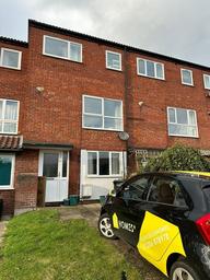 Britten Close, City Centre