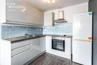 Warleigh Road, Round Hill