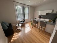 Grosvenor Road, Hyde Park