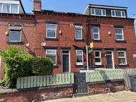 Argie Terrace, Burley