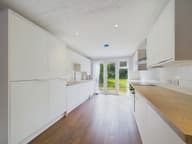 Garendon Road, Epinal Way