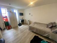 Twizzle Lodge, Uplands