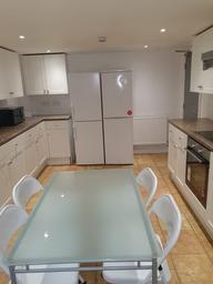 Winston Gardens, Headingley