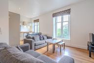 Western Bank, Broomhill