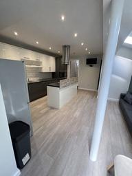 Mackintosh Place, Roath