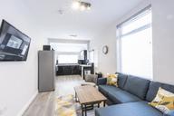 Auckland Avenue, Newland