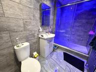 Norwood Terrace, Hyde Park