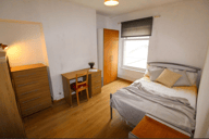 St. Helens Avenue, Brynmill