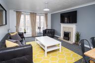 Moorhen Way, Forest Road