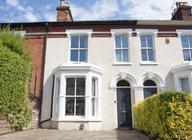 Grosvenor Road, Golden Triangle