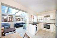 Barnfield Place, Canary Wharf