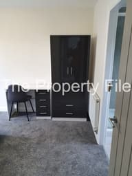 Wynnstay Grove, Fallowfield