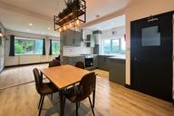 Trenic Crescent, Hyde Park