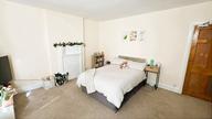 Harlaxton Drive, Lenton