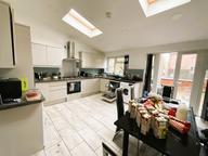 Harlaxton Drive, Lenton