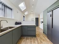 St. James Crescent, Uplands