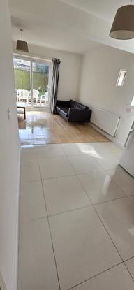 Sandhurst Road, The Polygon