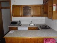 Hawthorne Avenue, Uplands