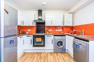 Carlton Place, The Polygon