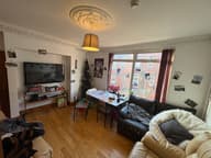 Manor Drive, Hyde Park