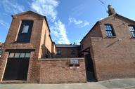 Upper Grove Street, Town Centre