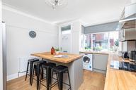 Trelawn Avenue, Headingley