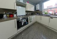 Welton Grove, Hyde Park