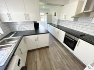 St. Helens Avenue, Brynmill