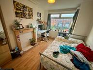 Belle Vue Road, Hyde Park