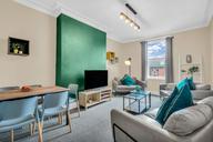 Hyde Park Road, Hyde Park